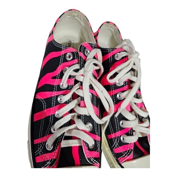 CONVERSE Chuck 70 OX Black/Racer Pink - Size 12 Women's/10 Men's - Picture 7 of 10